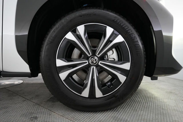 2025 Toyota bZ4X