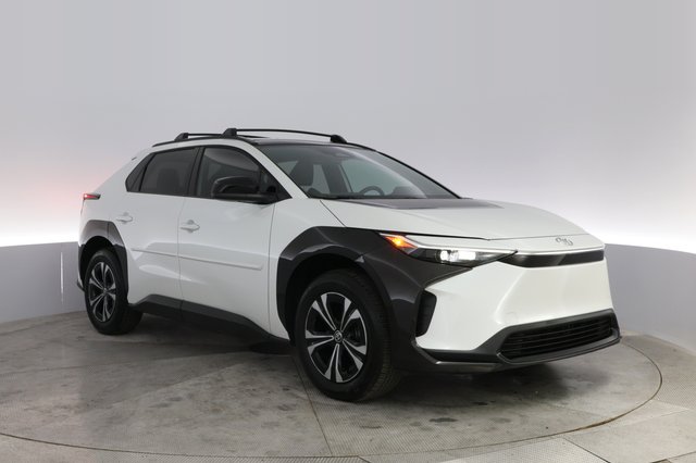 2025 Toyota bZ4X — photo 10 of 20