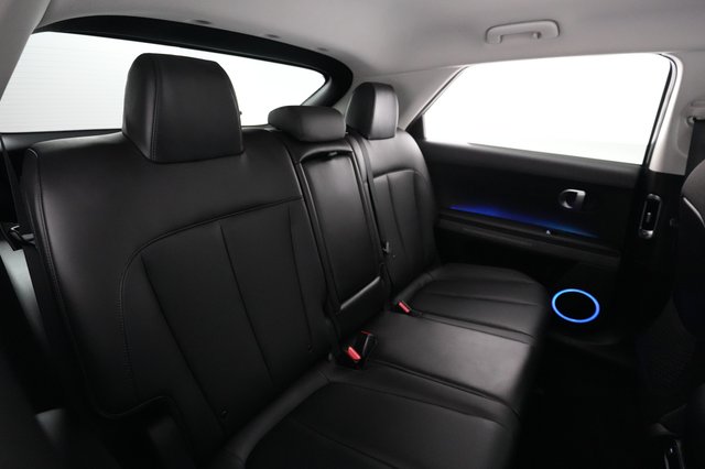 2023 Hyundai IONIQ 5 — photo 4 of 21