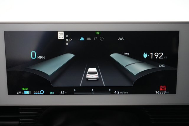 2023 Hyundai IONIQ 5 — photo 5 of 21
