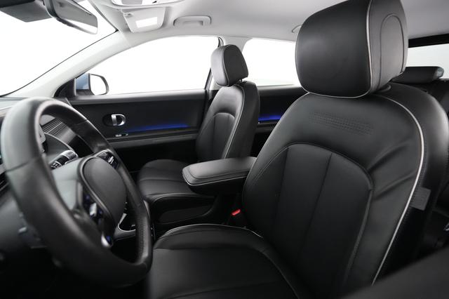 2023 Hyundai IONIQ 5 — photo 3 of 21