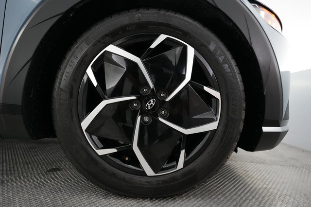2023 Hyundai IONIQ 5 — photo 17 of 21