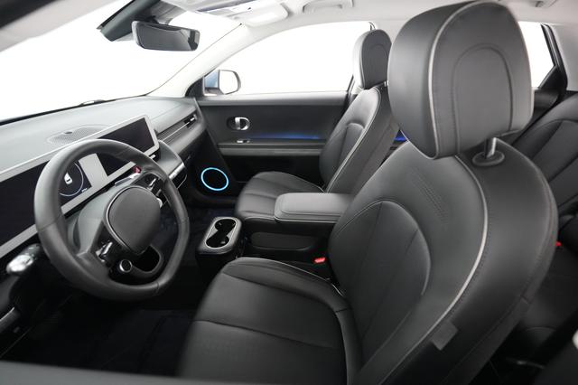 2023 Hyundai IONIQ 5 — photo 3 of 20