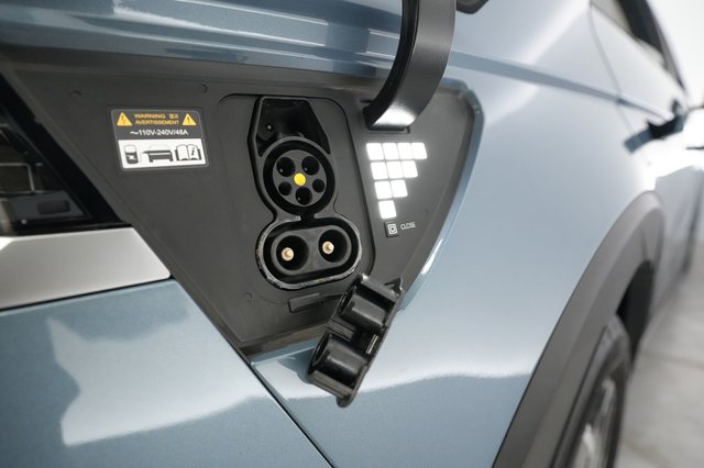 2023 Hyundai IONIQ 5 — photo 8 of 20