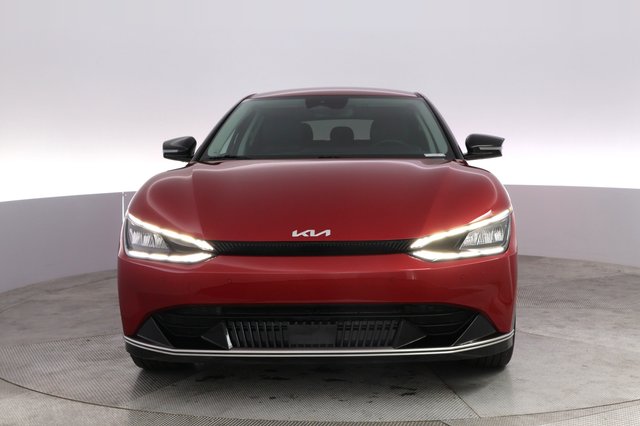 2023 Kia EV6 — photo 9 of 20