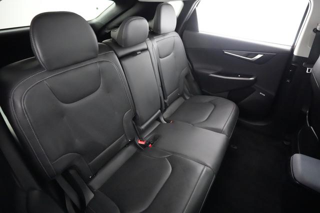 2023 Kia EV6 — photo 4 of 20