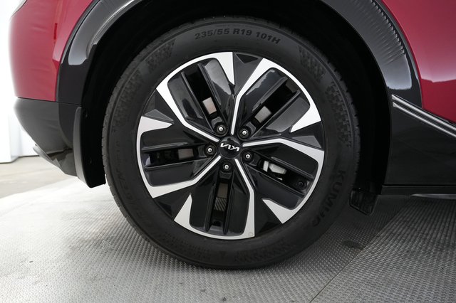 2023 Kia EV6 — photo 16 of 20