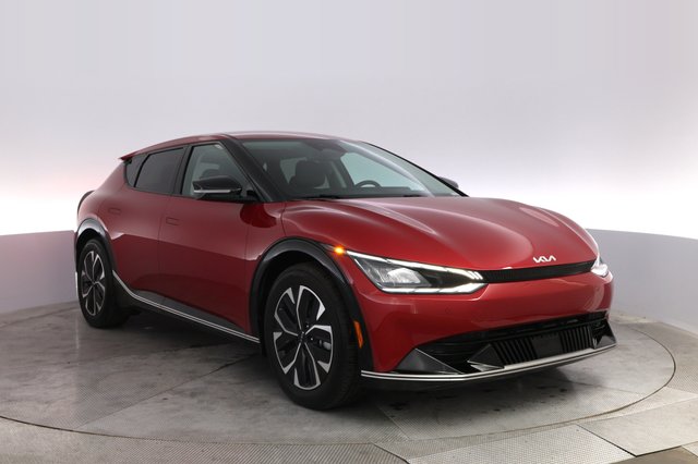 2023 Kia EV6 — photo 10 of 20