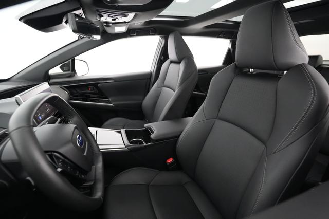 2024 Subaru Solterra — photo 3 of 19