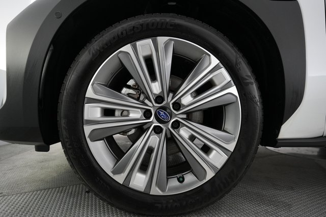 2024 Subaru Solterra — photo 15 of 19