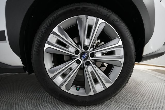 2024 Subaru Solterra — photo 16 of 19