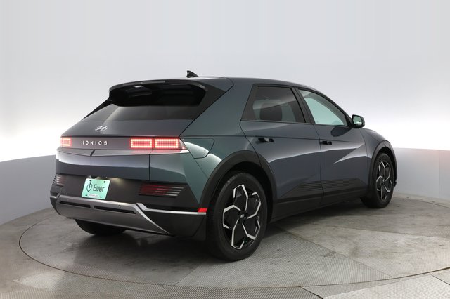 2024 Hyundai IONIQ 5 — photo 2 of 20