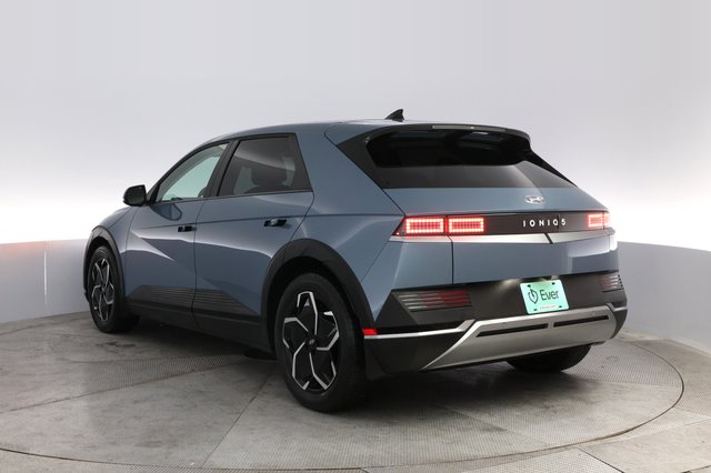 2024 Hyundai IONIQ 5 — photo 13 of 20