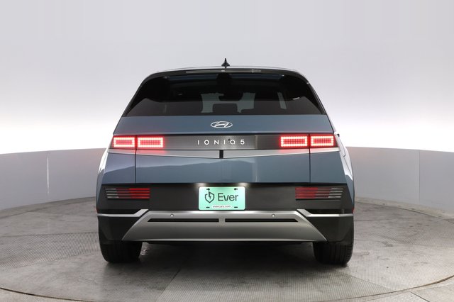 2024 Hyundai IONIQ 5 — photo 12 of 20