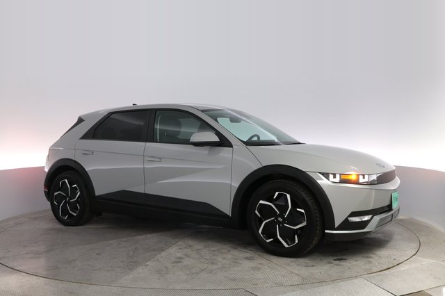 2024 Hyundai IONIQ 5 — photo 11 of 21