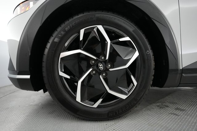 2024 Hyundai IONIQ 5 — photo 15 of 21