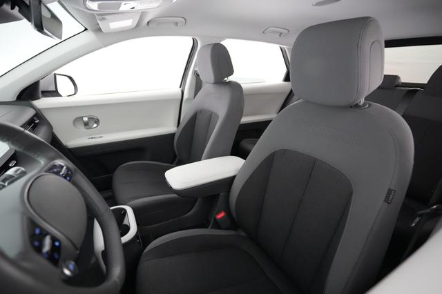 2024 Hyundai IONIQ 5 — photo 3 of 21