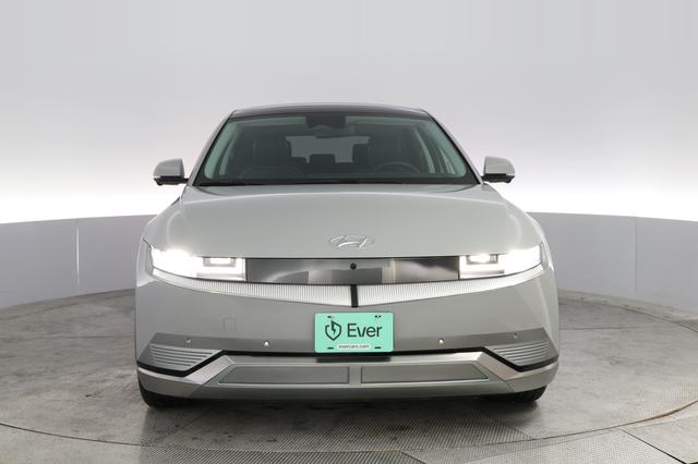 2024 Hyundai IONIQ 5 — photo 9 of 20
