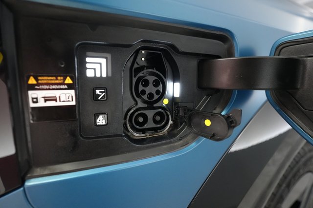 2024 Kia EV9 — photo 8 of 24