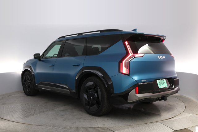 2024 Kia EV9 — photo 13 of 24