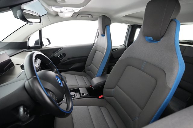 2021 BMW i3 — photo 3 of 20