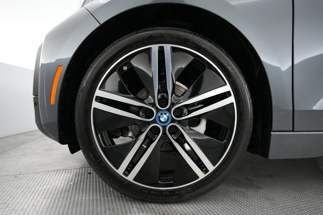 2021 BMW i3 — photo 16 of 20