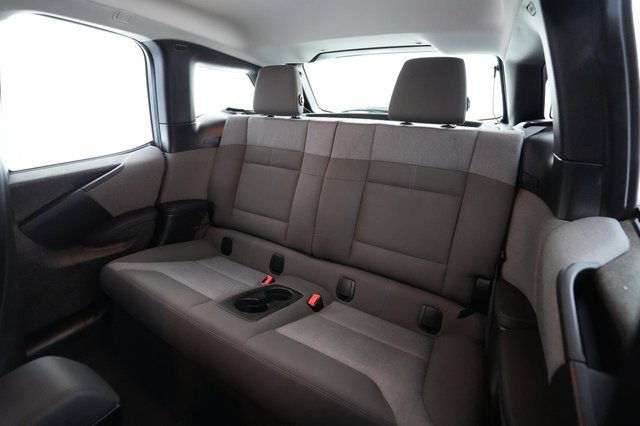 2021 BMW i3 — photo 19 of 20