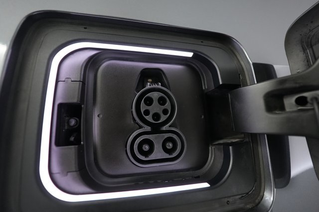 2021 BMW i3 — photo 8 of 20