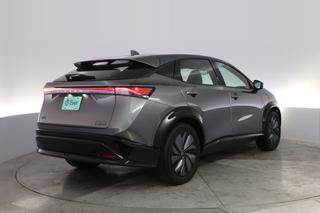 2024 Nissan Ariya — photo 2 of 21