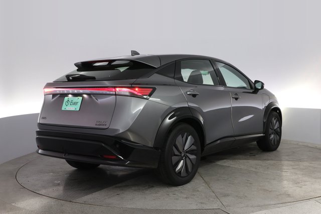 2024 Nissan Ariya — photo 2 of 21