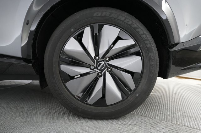 2024 Nissan Ariya — photo 15 of 21