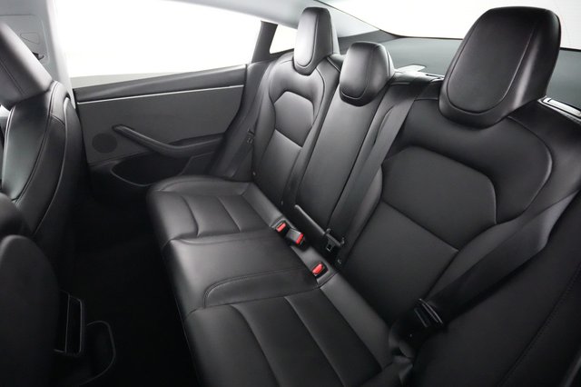 2025 Tesla Model 3 — photo 19 of 21
