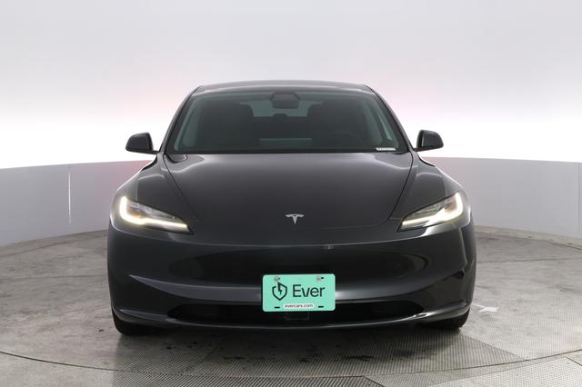 2025 Tesla Model 3 — photo 9 of 21