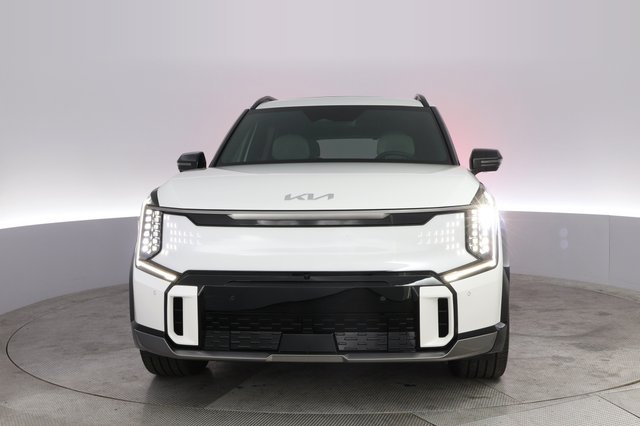 2024 Kia EV9 — photo 9 of 22