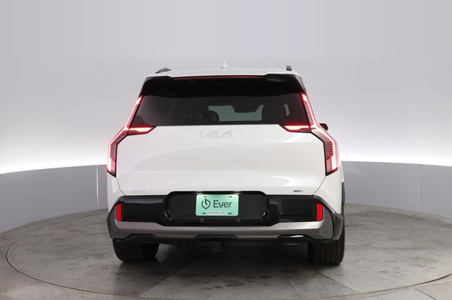 2024 Kia EV9 — photo 12 of 22