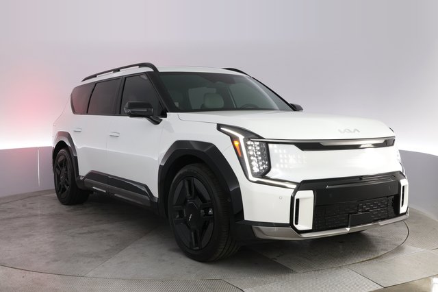 2024 Kia EV9 — photo 10 of 22