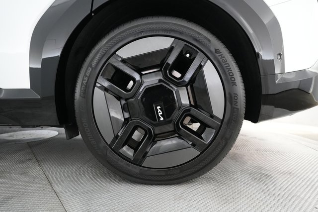 2024 Kia EV9 — photo 7 of 22