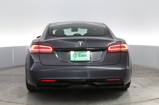 2023 Tesla Model S — photo 12 of 21