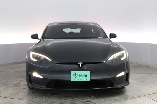 2023 Tesla Model S — photo 9 of 21