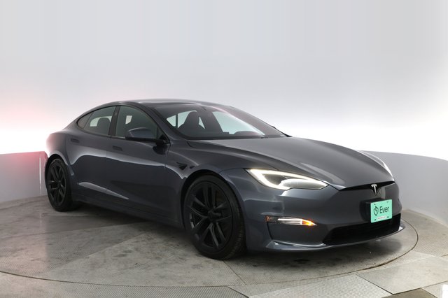 2023 Tesla Model S — photo 10 of 21