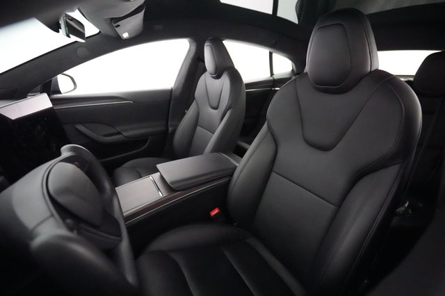 2023 Tesla Model S — photo 3 of 21