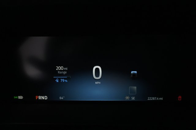 2023 Ford F-150 Lightning — photo 5 of 16