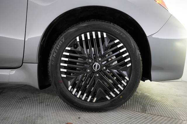 2023 Nissan LEAF