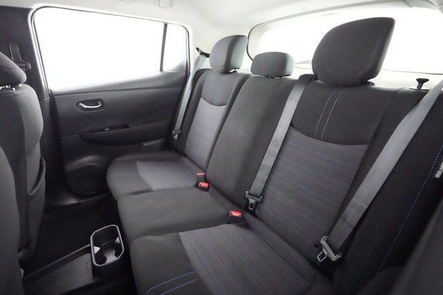 2023 Nissan LEAF — photo 19 of 20