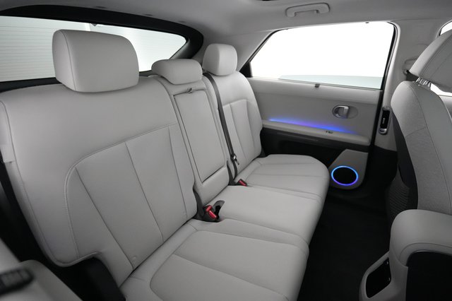 2024 Hyundai IONIQ 5 — photo 4 of 21