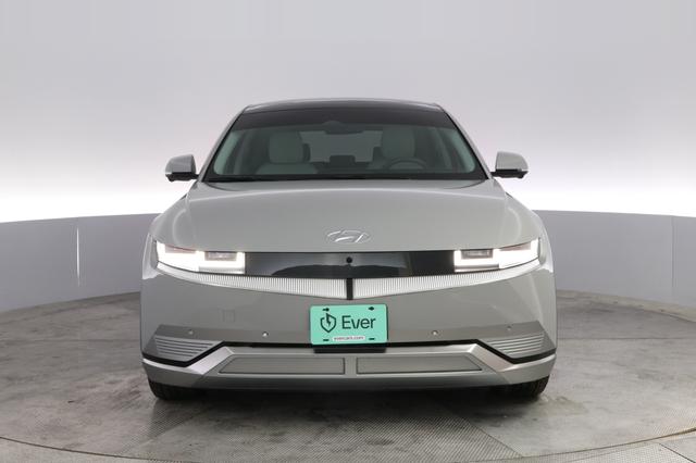 2024 Hyundai IONIQ 5 — photo 9 of 21