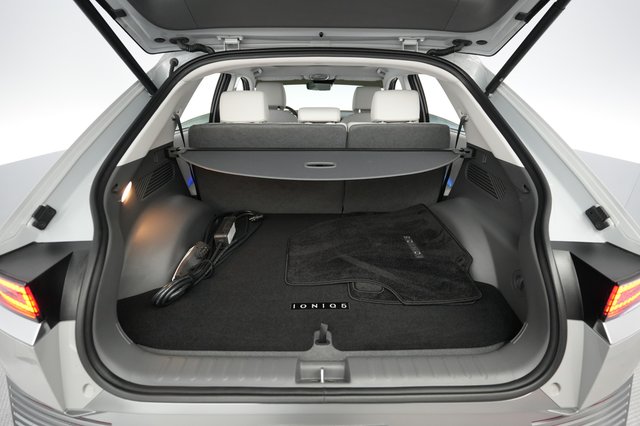 2024 Hyundai IONIQ 5 — photo 6 of 21