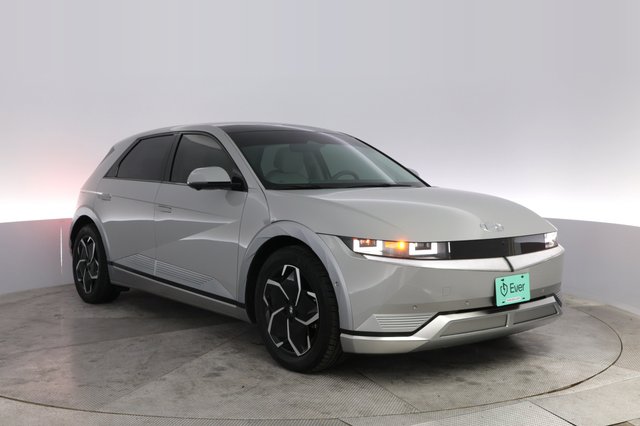 2024 Hyundai IONIQ 5 — photo 10 of 21