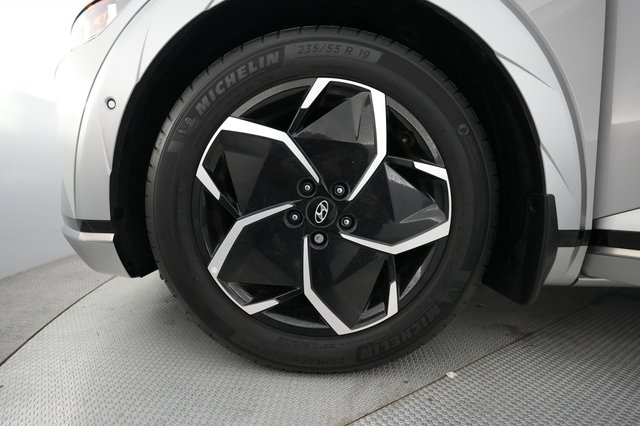 2024 Hyundai IONIQ 5 — photo 7 of 20