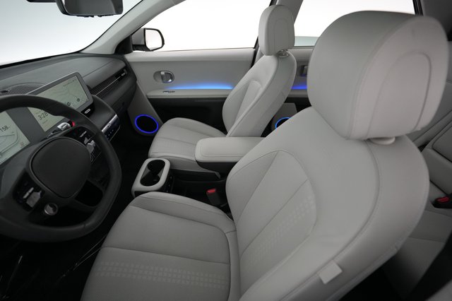 2024 Hyundai IONIQ 5 — photo 3 of 20